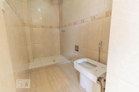 Banheiro da Suíte 1 de casa para alugar com 1 quarto, 58m² em Rocha, Rio de Janeiro