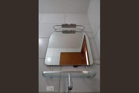 Apartamento à venda com 60m², 3 quartos e 1 vagaBanheiro Social-espelho