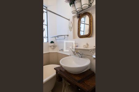 Apartamento para alugar com 92m², 1 quarto e sem vagaBanheiro