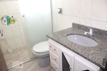 Casa à venda com 211m², 4 quartos e 4 vagasBanheiro