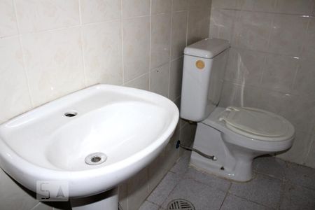 Casa à venda com 211m², 4 quartos e 4 vagasBanheiro Garagem