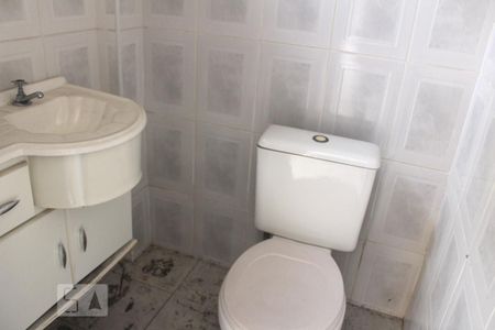 Casa à venda com 211m², 4 quartos e 4 vagasBanheiro de Serviço