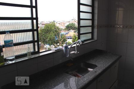 Casa à venda com 211m², 4 quartos e 4 vagasCozinha
