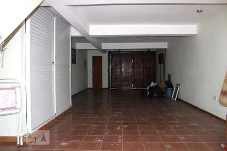 Casa à venda com 211m², 4 quartos e 4 vagasGaragem