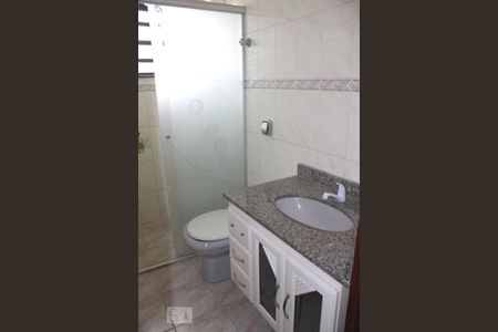 Casa à venda com 211m², 4 quartos e 4 vagasBanheiro