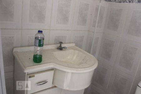 Casa à venda com 211m², 4 quartos e 4 vagasBanheiro de Serviço