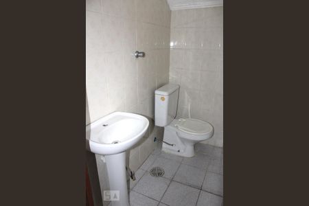 Casa à venda com 211m², 4 quartos e 4 vagasBanheiro Garagem