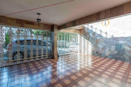 Casa à venda com 300m², 2 quartos e 2 vagasGaragem