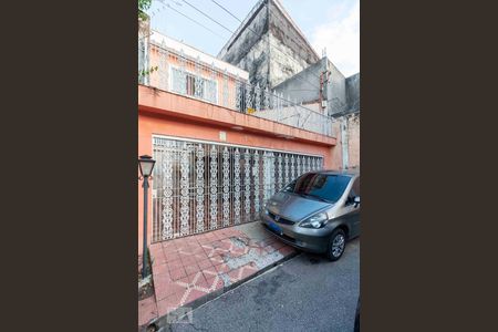 Casa à venda com 300m², 2 quartos e 2 vagasFachada