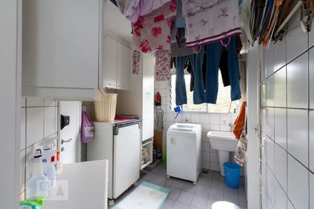 Apartamento à venda com 115m², 3 quartos e 3 vagas Apartamento à venda com 115m², 3 quartos e 3 vagasÁrea de serviço