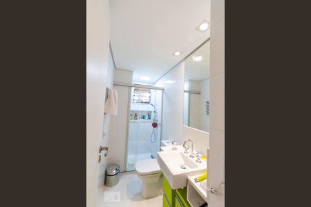 Apartamento à venda com 115m², 3 quartos e 3 vagas Apartamento à venda com 115m², 3 quartos e 3 vagasBanheiro Social