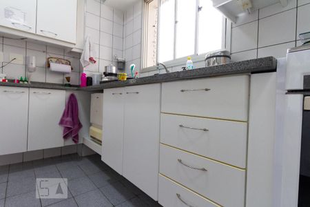 Apartamento à venda com 115m², 3 quartos e 3 vagas Apartamento à venda com 115m², 3 quartos e 3 vagasCozinha