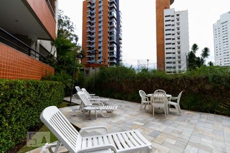 Apartamento à venda com 115m², 3 quartos e 3 vagas Apartamento à venda com 115m², 3 quartos e 3 vagasÁrea comum