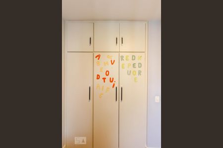 Apartamento à venda com 115m², 3 quartos e 3 vagas Apartamento à venda com 115m², 3 quartos e 3 vagasQuarto 3 - Armários