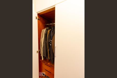 Apartamento à venda com 115m², 3 quartos e 3 vagas Apartamento à venda com 115m², 3 quartos e 3 vagasSuíte - Armários