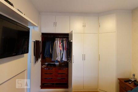 Apartamento à venda com 115m², 3 quartos e 3 vagas Apartamento à venda com 115m², 3 quartos e 3 vagasSuíte - Armários