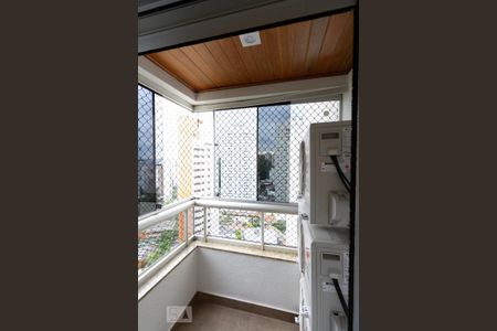 Apartamento à venda com 115m², 3 quartos e 3 vagas Apartamento à venda com 115m², 3 quartos e 3 vagasSacada da Suíte