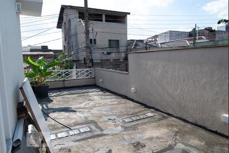 Casa à venda com 230m², 4 quartos e 2 vagas Casa à venda com 230m², 4 quartos e 2 vagasVaranda do Quarto