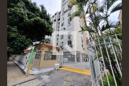 Apartamento à venda com 55m², 2 quartos e sem vaga Apartamento à venda com 55m², 2 quartos e sem vagaFachada do Condomínio