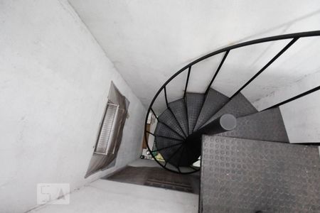 Casa à venda com 165m², 3 quartos e 3 vagas Casa à venda com 165m², 3 quartos e 3 vagasLavanderia