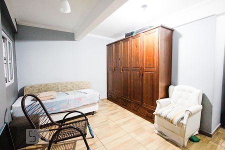 Casa à venda com 165m², 3 quartos e 3 vagas Casa à venda com 165m², 3 quartos e 3 vagassuíte 2