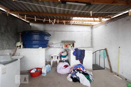 Casa à venda com 165m², 3 quartos e 3 vagas Casa à venda com 165m², 3 quartos e 3 vagasLavanderia