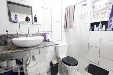 Casa à venda com 165m², 3 quartos e 3 vagas Casa à venda com 165m², 3 quartos e 3 vagassuíte 2