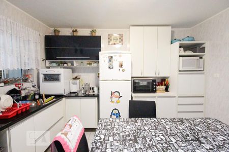 Casa à venda com 165m², 3 quartos e 3 vagas Casa à venda com 165m², 3 quartos e 3 vagasCozinha