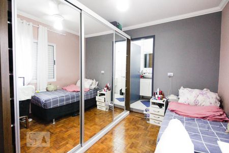 Casa à venda com 165m², 3 quartos e 3 vagas Casa à venda com 165m², 3 quartos e 3 vagassuíte 3