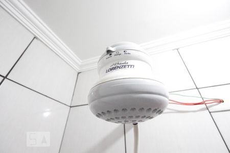 Casa à venda com 165m², 3 quartos e 3 vagas Casa à venda com 165m², 3 quartos e 3 vagasBanheiro social