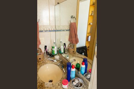 Apartamento à venda com 85m², 2 quartos e 1 vagabanheiro social