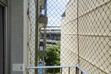 Apartamento à venda com 85m², 2 quartos e 1 vagaprédio se localiza próximo ao estádio do maracanã