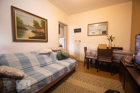 Casa à venda com 250m², 3 quartos e 1 vaga Casa à venda com 250m², 3 quartos e 1 vagaSala (Casa dos Fundos)