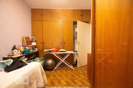 Casa à venda com 250m², 3 quartos e 1 vaga Casa à venda com 250m², 3 quartos e 1 vagaQuarto (Casa dos Fundos)