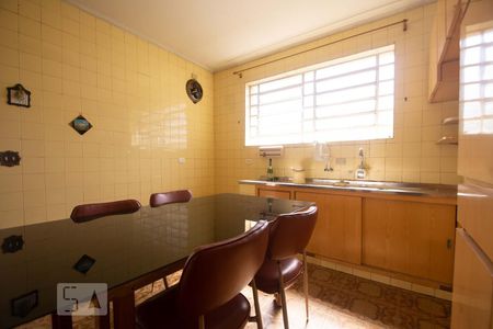 Casa à venda com 250m², 3 quartos e 1 vaga Casa à venda com 250m², 3 quartos e 1 vagaCozinha