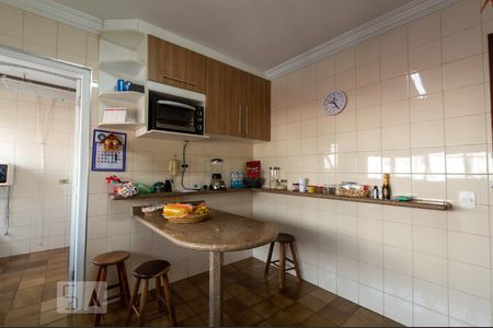 Apartamento à venda com 138m², 3 quartos e 2 vagas Apartamento à venda com 138m², 3 quartos e 2 vagasCozinha