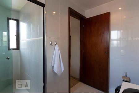 Apartamento à venda com 138m², 3 quartos e 2 vagas Apartamento à venda com 138m², 3 quartos e 2 vagasBanheiro da Suíte