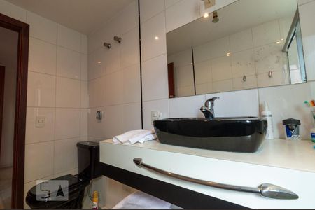 Apartamento à venda com 138m², 3 quartos e 2 vagas Apartamento à venda com 138m², 3 quartos e 2 vagasBanheiro