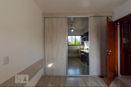 Apartamento à venda com 138m², 3 quartos e 2 vagas Apartamento à venda com 138m², 3 quartos e 2 vagasQuarto 1