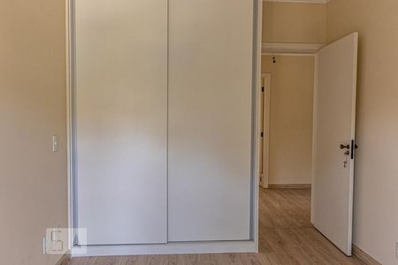 Apartamento à venda com 196m², 4 quartos e 6 vagasQuarto 2