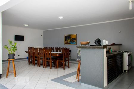 Casa à venda com 630m², 4 quartos e 8 vagasÁrea Externa