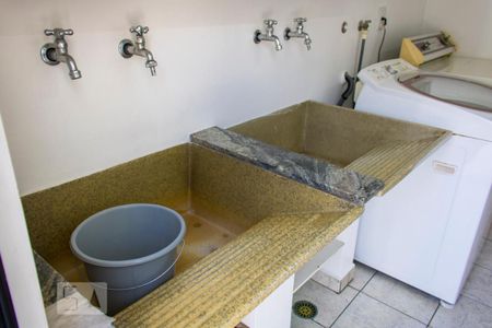 Casa à venda com 630m², 4 quartos e 8 vagasÁrea de Serviço