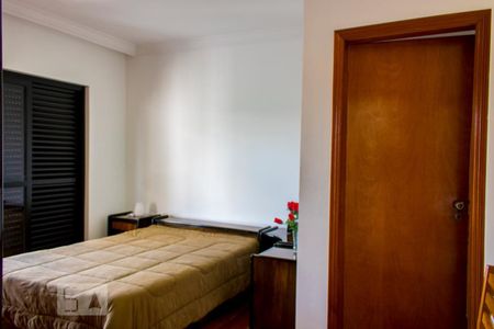 Casa à venda com 630m², 4 quartos e 8 vagasSuíte 4