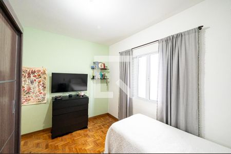 Casa à venda com 280m², 4 quartos e 2 vagas Casa à venda com 280m², 4 quartos e 2 vagasQuarto 1