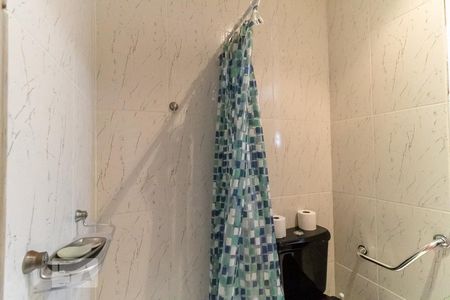 Casa à venda com 300m², 5 quartos e 2 vagas Casa à venda com 300m², 5 quartos e 2 vagasBanheiro da Suíte 2