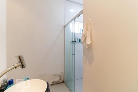 Casa à venda com 300m², 5 quartos e 2 vagas Casa à venda com 300m², 5 quartos e 2 vagasBanheiro da Suíte
