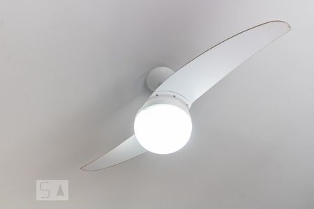 Casa à venda com 300m², 5 quartos e 2 vagas Casa à venda com 300m², 5 quartos e 2 vagasDetalhe do Quarto 2