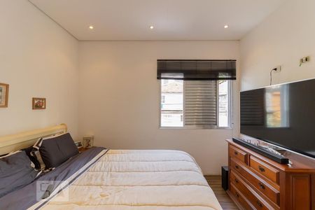 Casa à venda com 300m², 5 quartos e 2 vagas Casa à venda com 300m², 5 quartos e 2 vagasSuíte