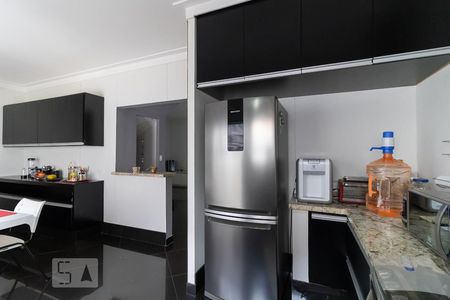 Casa à venda com 300m², 5 quartos e 2 vagas Casa à venda com 300m², 5 quartos e 2 vagasCozinha