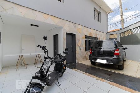 Casa à venda com 300m², 5 quartos e 2 vagas Casa à venda com 300m², 5 quartos e 2 vagasGaragem